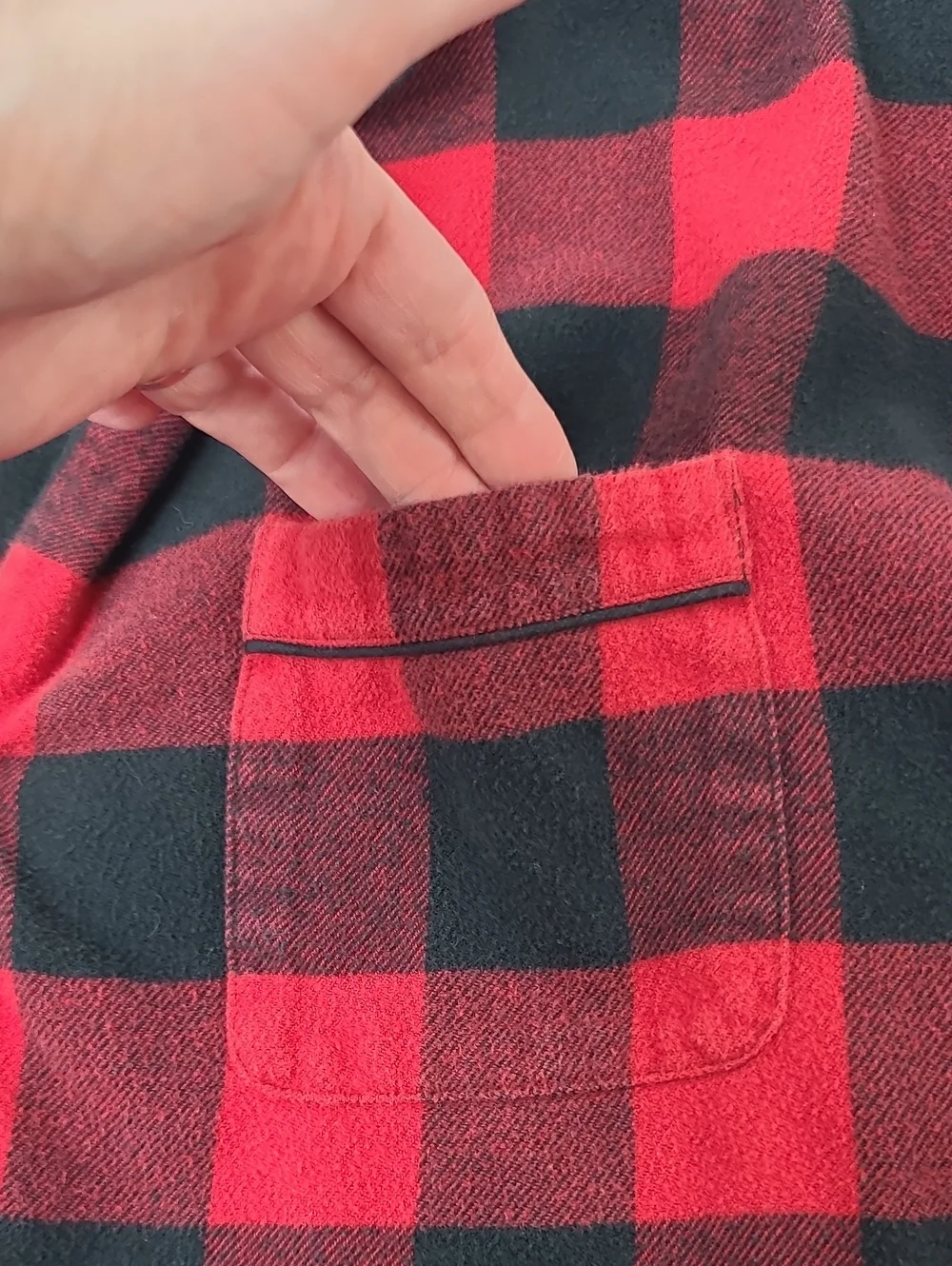 Madewell Cozy Buffalo Check Flannel Bedtime Pajama Top/Bottom Set in Red/Black